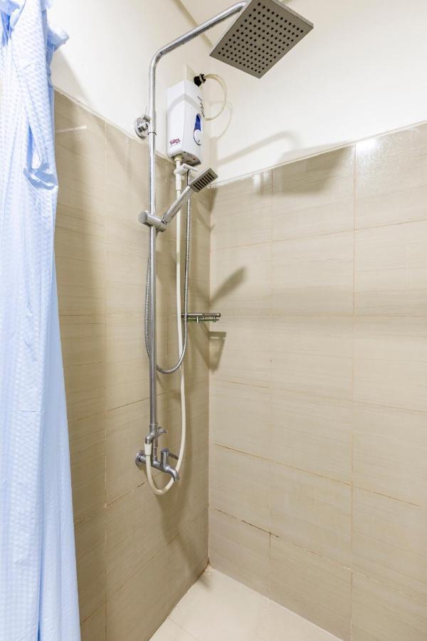 Staycation At Shore - Direct Pool Manila Exterior photo